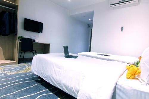 Pacific Express Hotel Chinatown