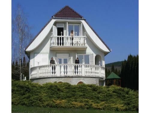 Holiday Home Hegyalja Utca-vonyarcvashegy
