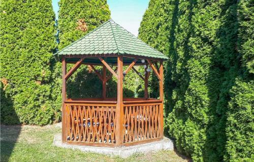 Holiday Home Hegyalja Utca-vonyarcvashegy