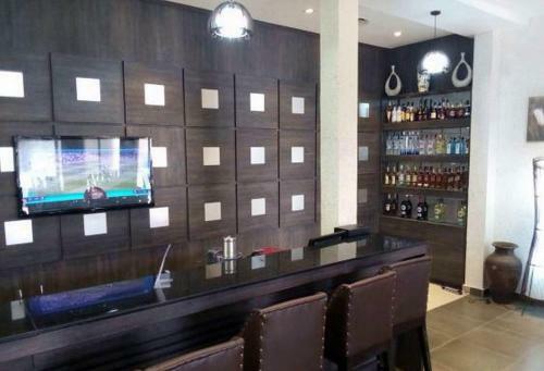 Hostal Room In Lodge - Golden Tulip Ibadan
