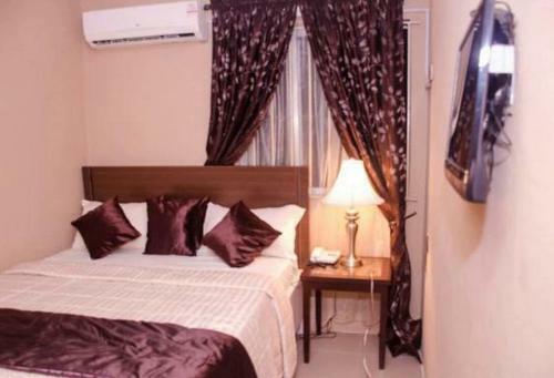 Hostal Room In Lodge - Integrity Hotel Suites-deluxe Suite