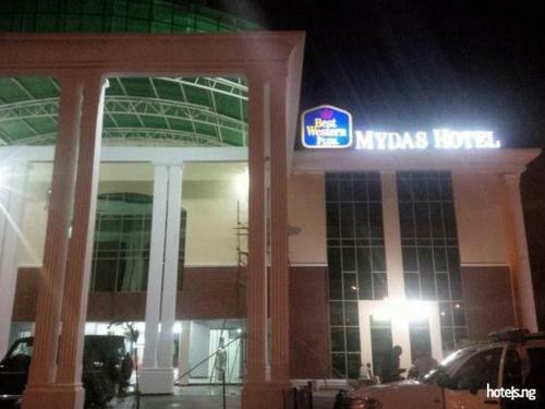 Hostal Room In Lodge - Best Western Plus Mydas Hotel