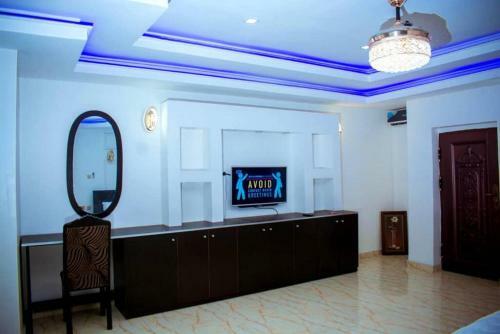 Hostal Room In Lodge - Mexiloyd Suites Queen Apartment