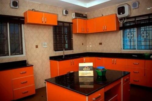 Hostal Room In Lodge - Mexiloyd Suites Queen Apartment