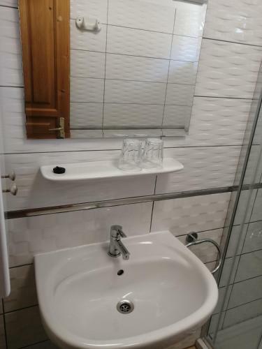 T�nde Apartman