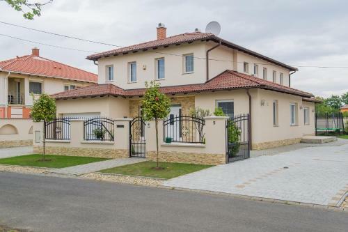 Aura Apartman