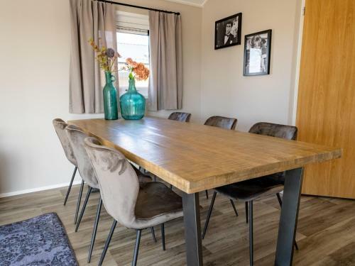 Holiday Home Resort de Kraaijenbergse Plassen-14