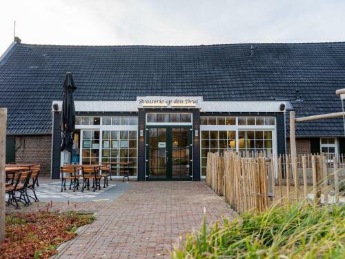 Holiday Home Resort de Kraaijenbergse Plassen-4