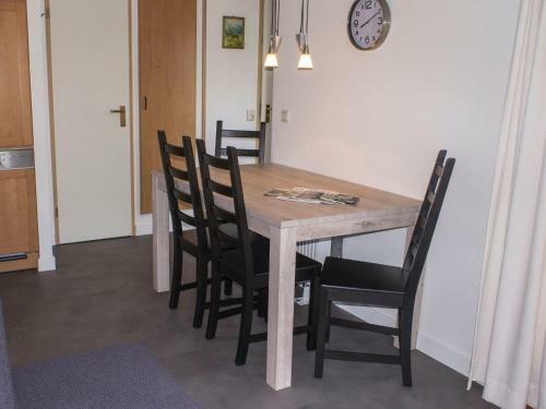Relaxing Holiday Home In Hulshorst With Terrace