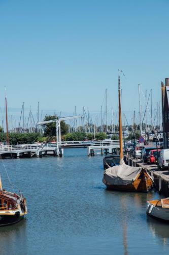Harbour Suites Boutique Hotel