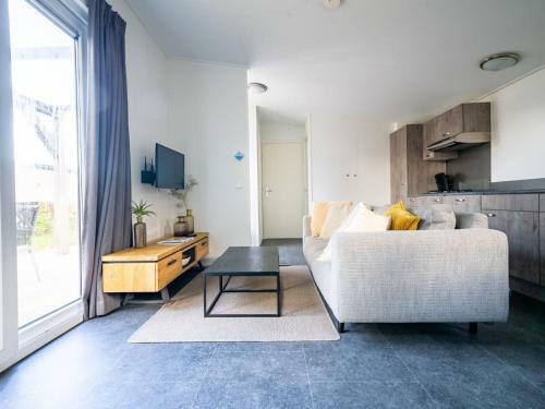 Holiday Home Europarcs Resort de Wije Werelt-1