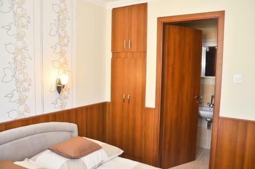 Albergue M�dia Panzi� �s Apartmanh�z