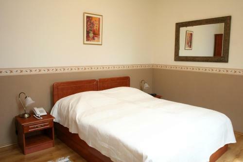 Hostal �let Es Energia Eg�szs�gjav�t� Szalon