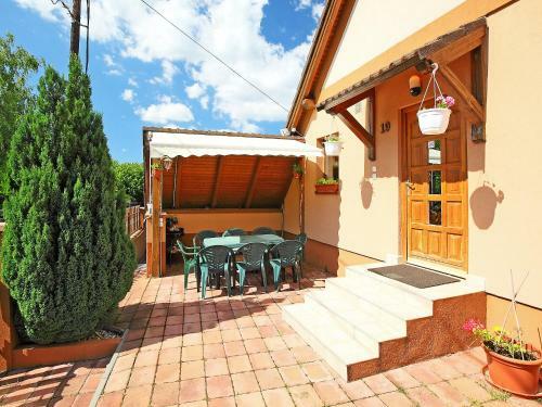 Apartment Balatonalmadi Felsoors