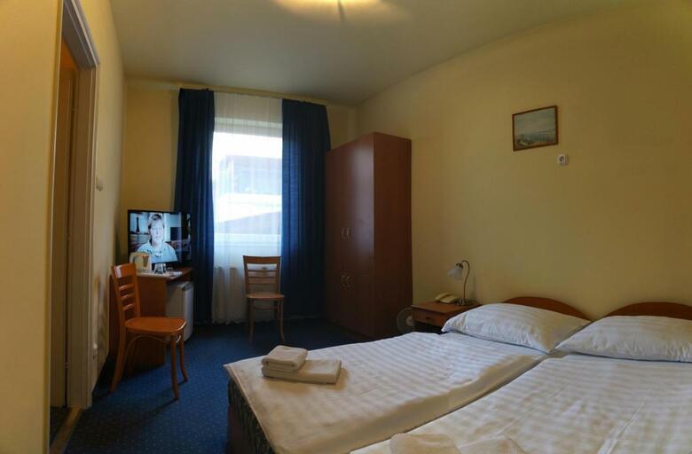 Corvin Hotel