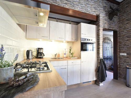Premium Chalet In Sint Annaland With Garden
