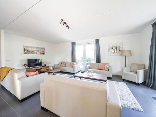 Holiday Home Europarcs Resort Limburg-6