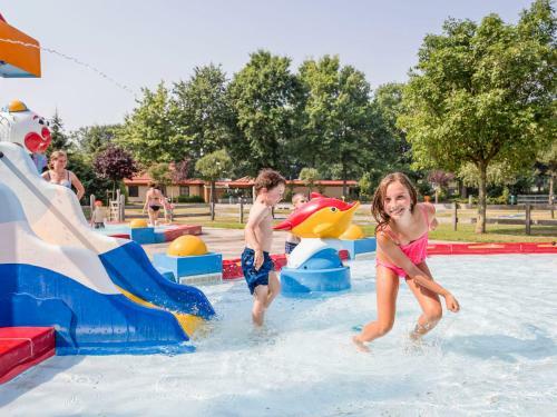 Holiday Home Europarcs Resort Limburg-21