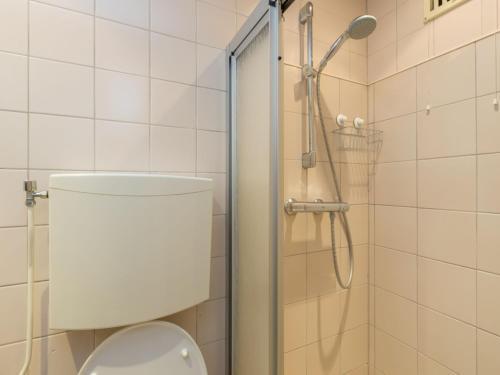 Beautiful Holiday Home In Flushing With Terrace