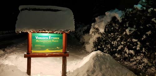 Hostal M�traszentimre Panzi�
