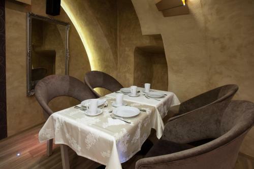 Barokk Hotel Promen�d