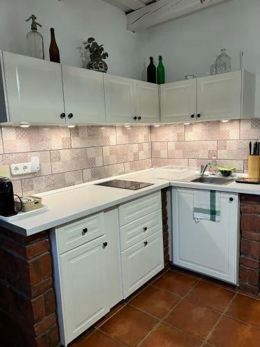 Hostal Cseri Porta