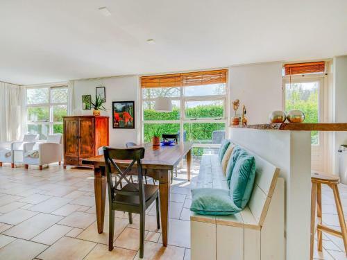 Peaceful Holiday Home In Zeewolde With Garden