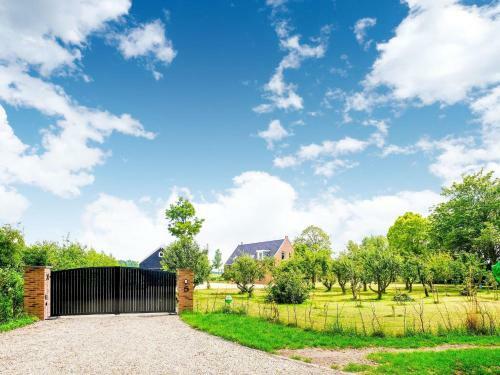 Luxurious Villa In Zwartewaal With Private Garden