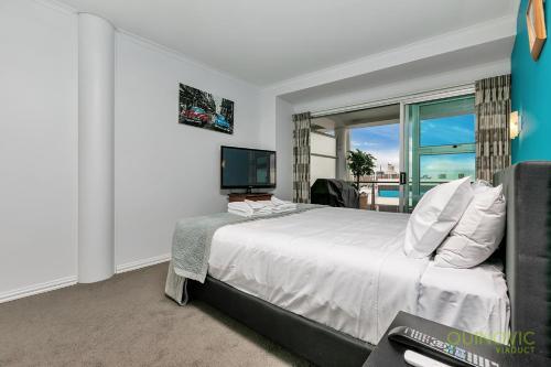 Qv Spacious Waterfront 2 Bedroom Apartment - 791