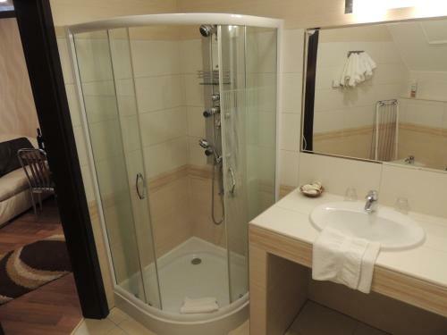 Bajor Panzi� Aparthotel B�k-b�kf�rd?, Adults Only 12plus
