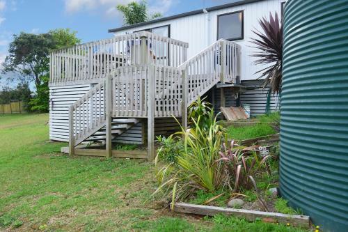 The Stowaway - Hihi Holiday Home