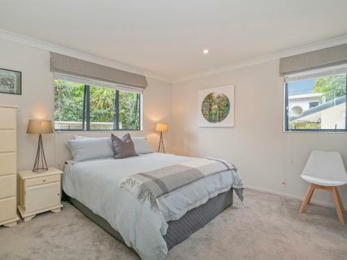 Upsides And Good Vibes - Pauanui Holiday Home