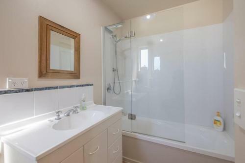 Central Wanaka 2 Bedroom Retreat