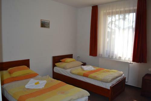 Hostal Althann Vend�gh�z �s Konferencia K�zpont
