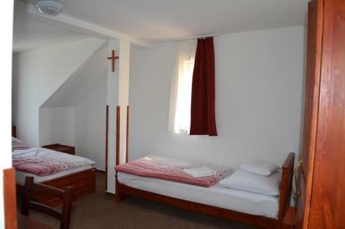 Hostal Althann Vend�gh�z �s Konferencia K�zpont