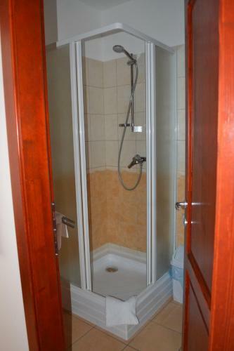 Hostal Althann Vend�gh�z �s Konferencia K�zpont