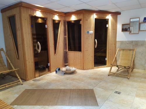 Bed & Breakfast Gomb�s K�ria Mension