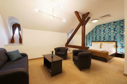 Ipoly Residence - Executive Hotel Suites