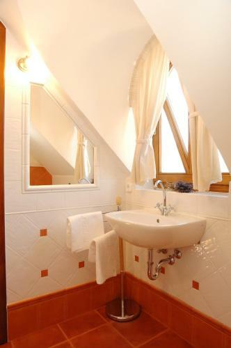 Hostal Koczor Winery & Guesthouse