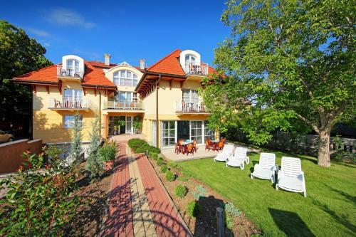 Hostal Balazs Villa