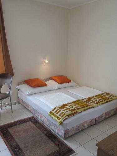 Hostal S�le Apartments & Rooms