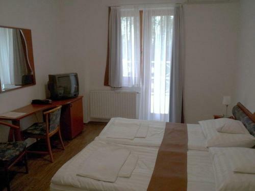 Fenyves Hotel B�k�scsaba