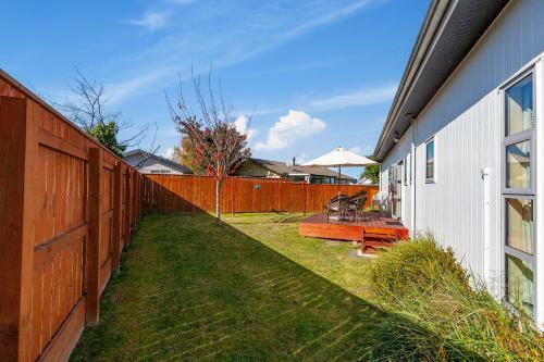 Tranquil Tauhara - Taupo Central Holiday Home