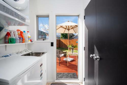 Tranquil Tauhara - Taupo Central Holiday Home