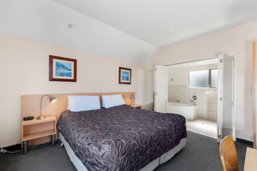 Hart's Place - Taupo Central Holiday Unit