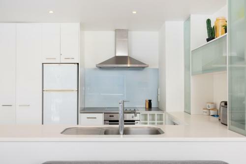 Apartamento Sunny And Spacious - Moments From The Beach And Downtown