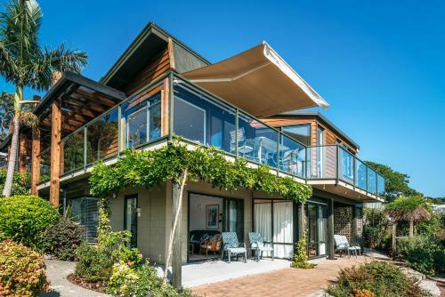 Seadream Villa
