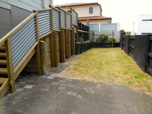 Ocean Beach Aloha - Mt Maunganui Holiday Home