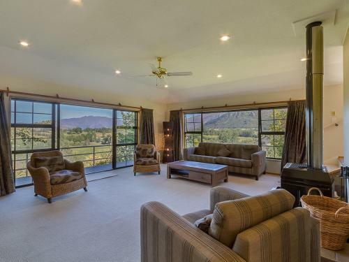 Vista Escape - Arrowtown Holiday Home