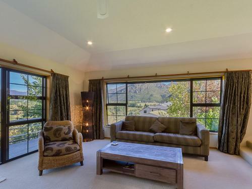 Vista Escape - Arrowtown Holiday Home